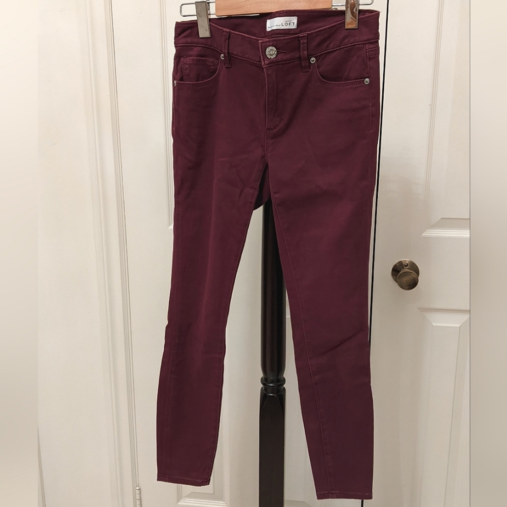Loft Low Rise Skinny Jeans, Burgundy (size 26, 2 petite, women)